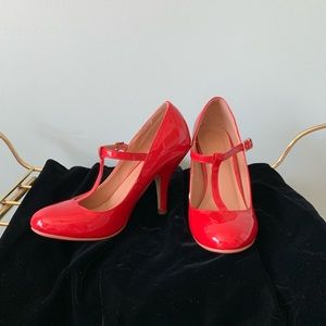Red Patent Leather T-Strap Heels Size 8